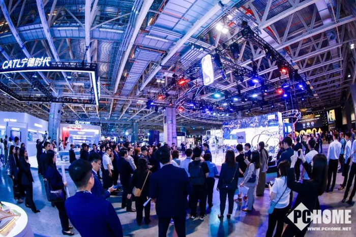 多元背景参会者