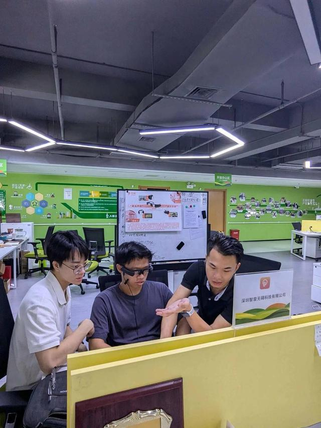 AR眼镜再进化:让听障人士“看见”声音,“说出”手语|Rokid|科技|社会|语音|知音_手机新浪网