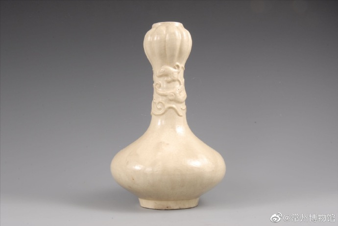 △明 漳州窑蒜头瓷壶  常州博物馆藏