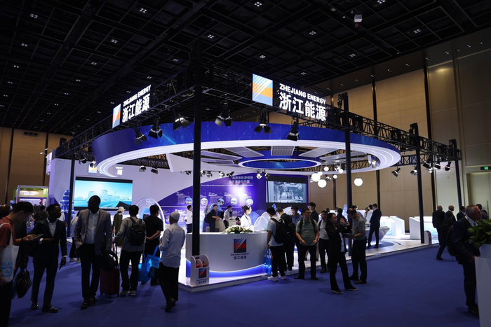 图为第29届世界燃气大会浙能集团展台