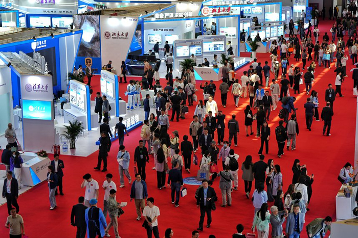 博览会东北振兴馆。人民网记者 李洋摄