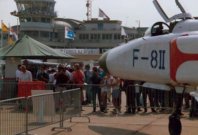 亮相1989年巴黎航展的中国歼-8II歼击机（资料图）