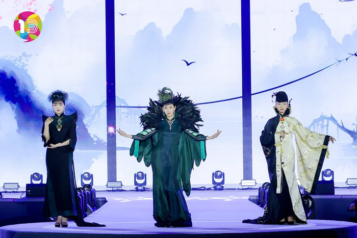 著名珠宝设计师王月要女士作品邀请展