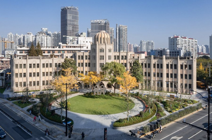 雷士德工学院修缮后鸟瞰照。