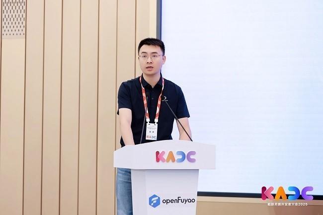 华为公共开发部总裁陆海鸥