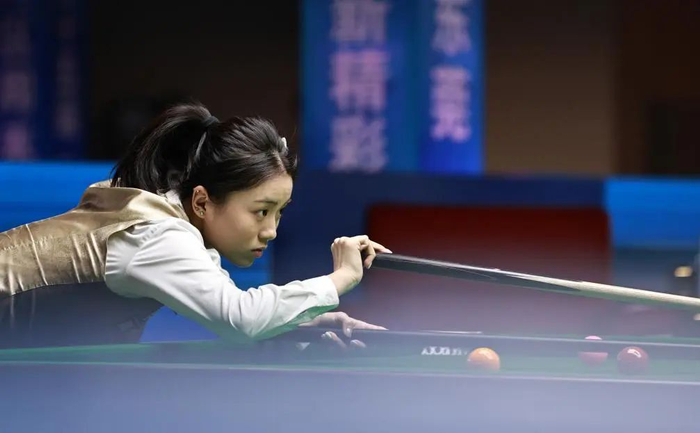 白雨露在比赛中。新华社记者 黄国保 摄