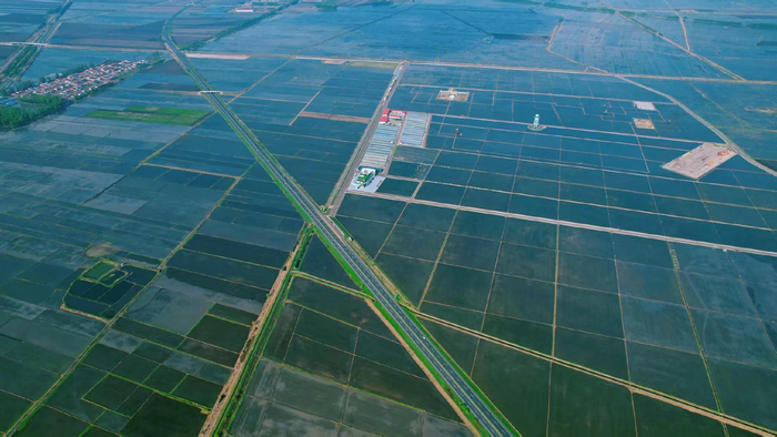 富锦市万亩水稻科技示范园