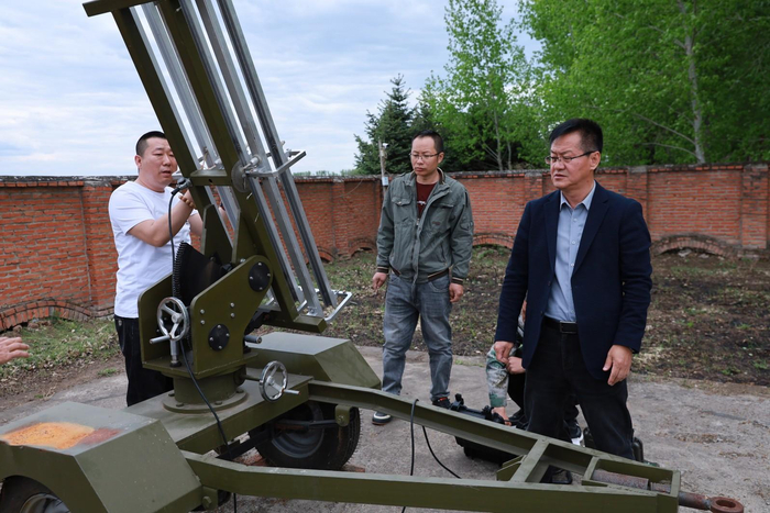 黑龙江省气象部门联合保险机构就农业防灾进行调研