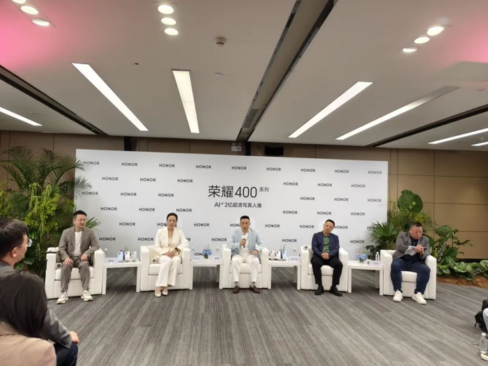 上证报记者 时娜 摄