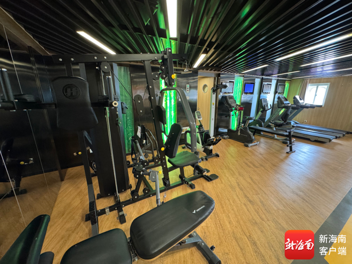 “雪龙2”号上的健身房。记者 郑光平 摄