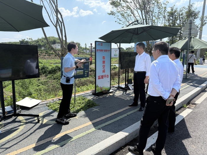 　　重庆市九龙坡区英雄湾村展示现场。研究院供图