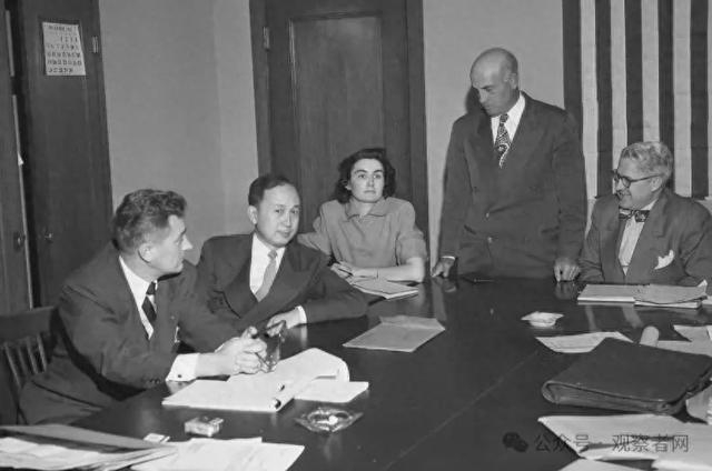 钱学森1950年在美国出席听证会 资料图