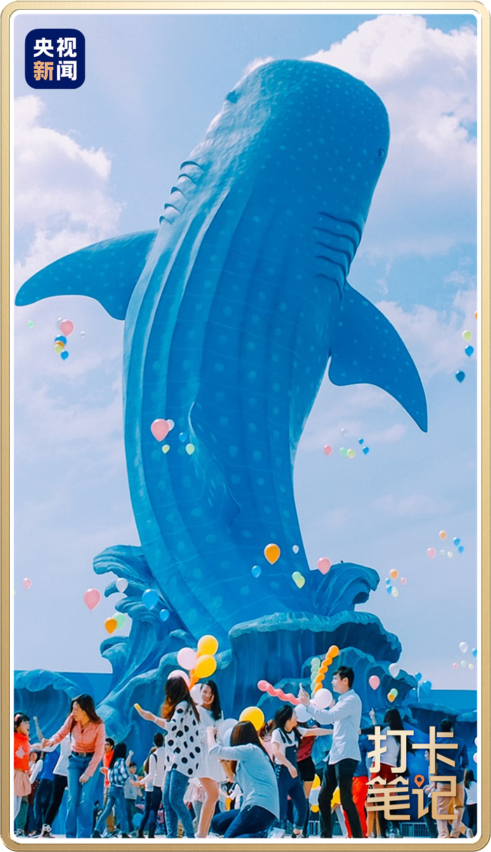 　　△长隆海洋王国