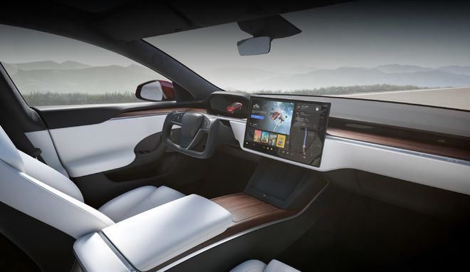 ▲现款 Model S 内饰