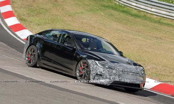 ▲特斯拉 Model S Plaid 版谍照 图片来自：Carscoops