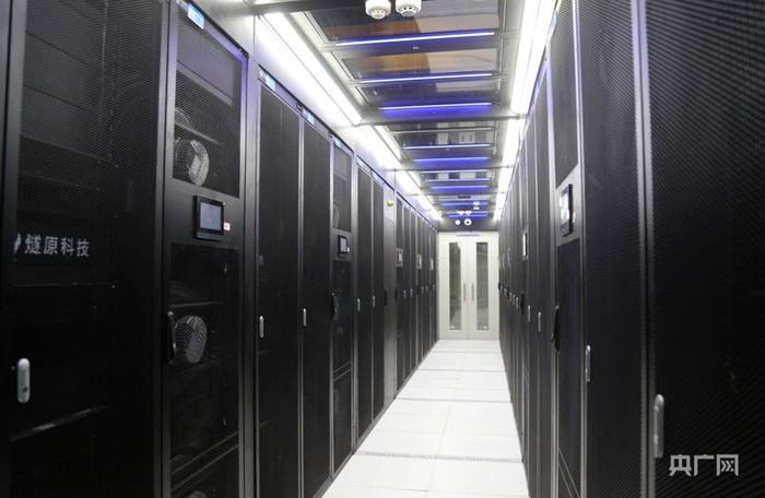 中国移动（甘肃·庆阳）数据中心机柜（央广网发  盘小美  摄）
