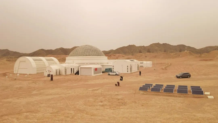 火星1号基地内的火星模拟生存体验中心。资料图片