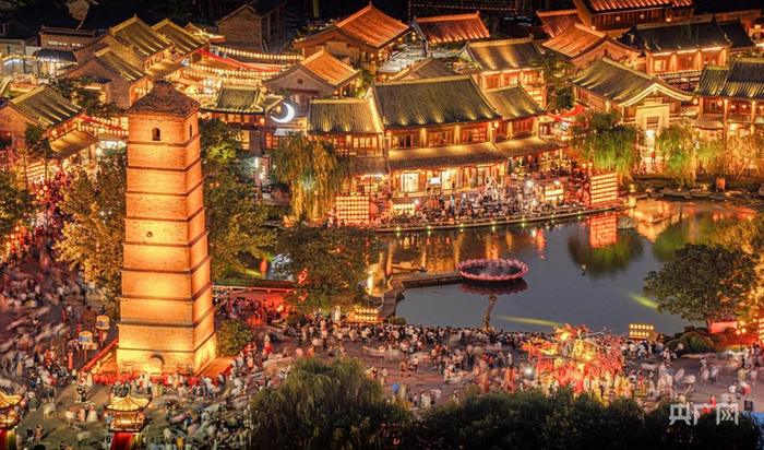 洛邑古城景区夜景（央广网发  洛邑古城景区供图）