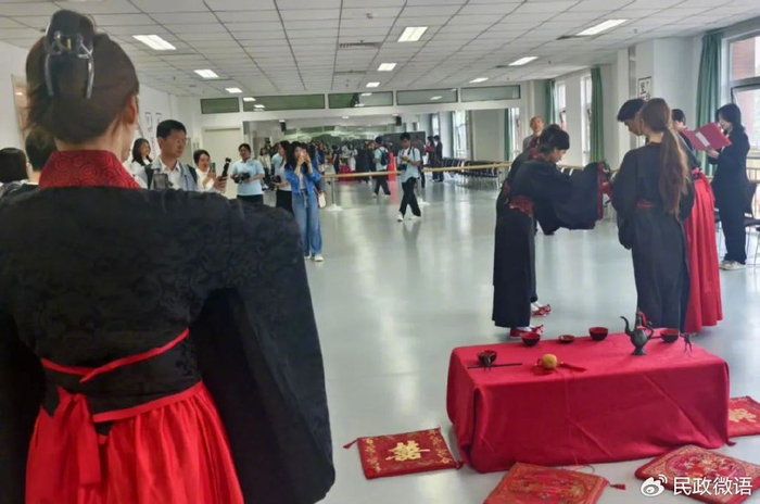 图为民政职业大学教学现场 高海英摄