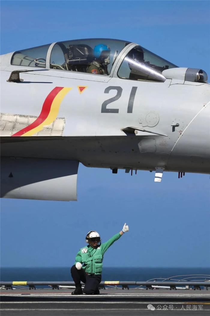 　　（来源：人民海军）
