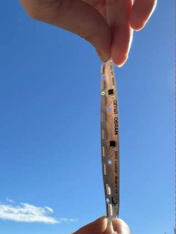 图4：RGBi和SAID灯带柔性基板（图片：艾迈斯欧司朗）