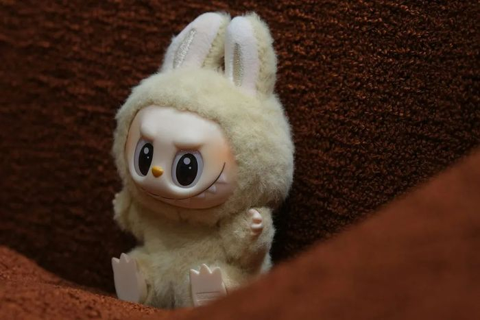  泡泡玛特旗下潮玩Labubu