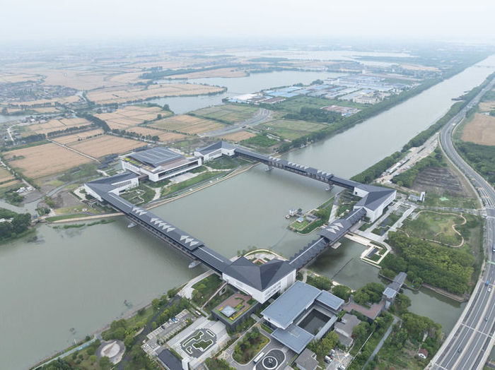 　　这是2025年5月28日在沪苏浙交界处拍摄的方厅水院（无人机照片）。新华社发（嵇子鉴 摄）