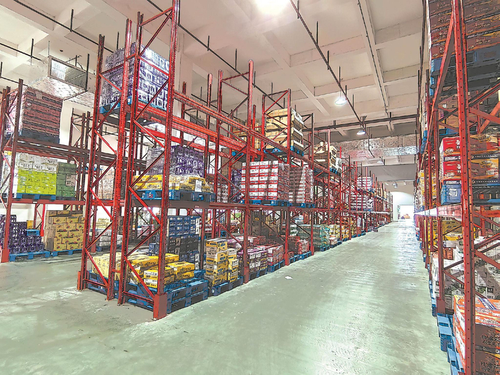 万嘉5G智慧物流中心仓库