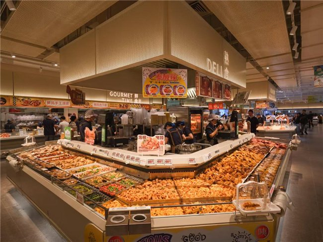 　　▲鲜风生活-开封开元旗舰店熟食区