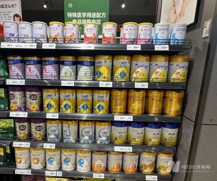 6月7日，重庆一商超的特医食品陈列区，记者未看到圣桐特医的产品 图片来源：每经记者 鄢银婵 摄
