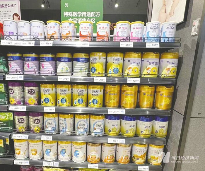 2025年6月7日，在重庆一商超的特医食品陈列区，记者未看到圣桐特医的产品。 每经记者 鄢银婵 摄