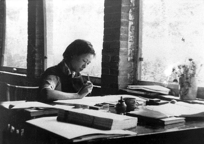 林徽因在东北大学工作。图源：中国妇女报