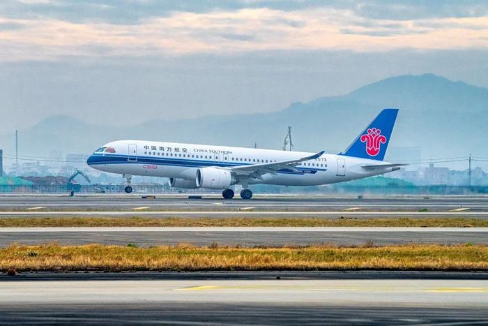 C919国产大飞机 图片来源:新华社
