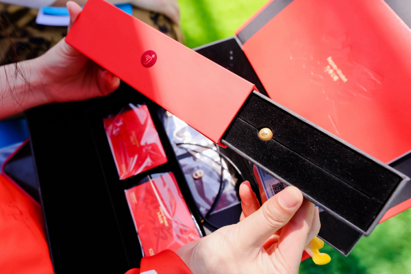 图为九号公司年陈礼