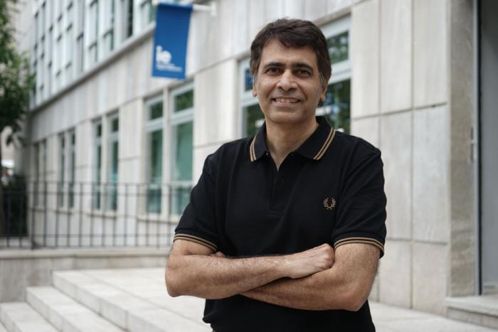 西班牙IE大学科技学院院长Ikhlaq Sidhu 图片来源:受访者提供