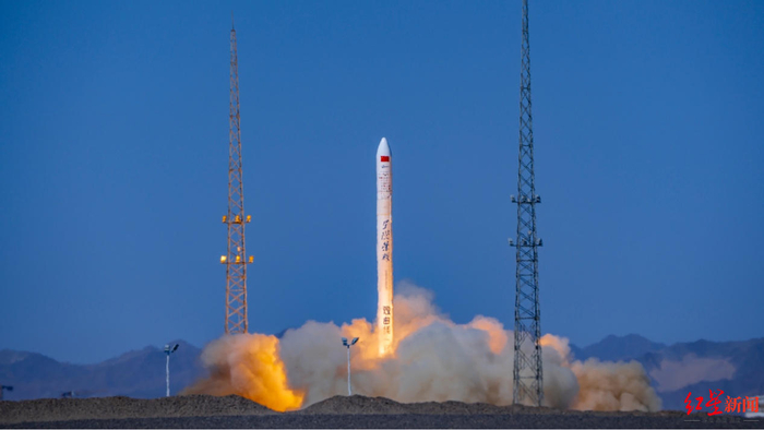 ▲双曲线一号运载火箭发射