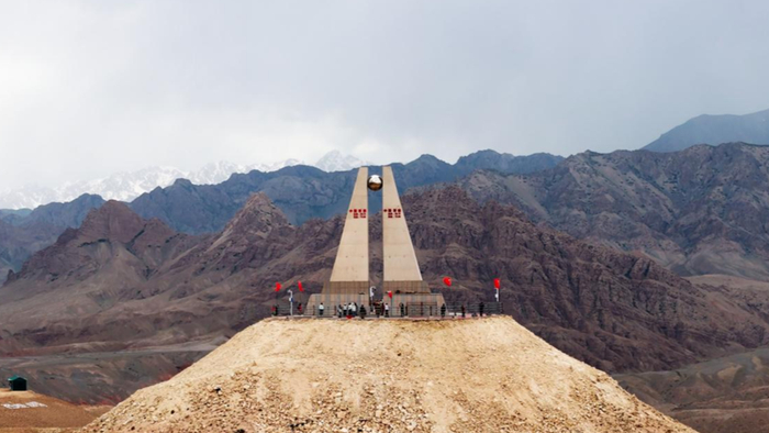 航拍中国西极时光塔（央广网发  刘剑忠  摄）