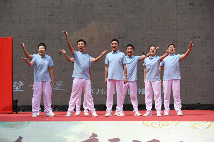 图为普法小剧场