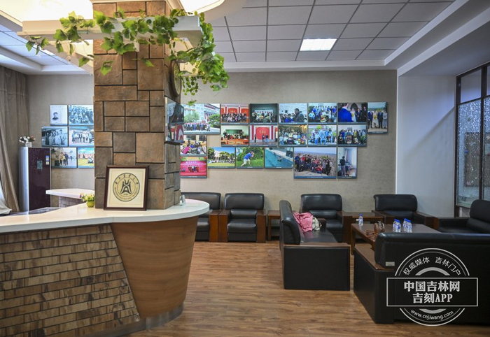 位于地质宫的黄大年茶思屋