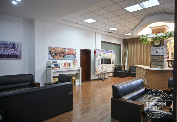 位于地质宫的黄大年茶思屋