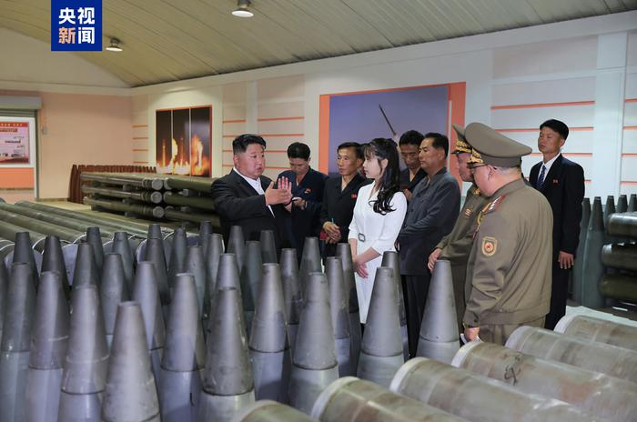 金正恩观察朝鲜重要军工企业