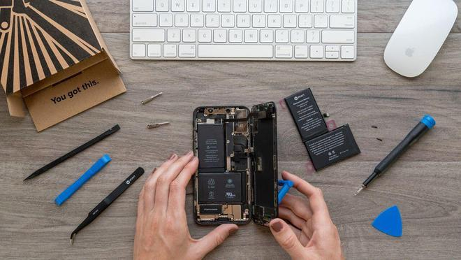 图片来源：iFixit