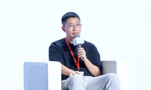 ▲零一万物AI视频混剪项目负责人蓝雨川（图源：零一万物）
