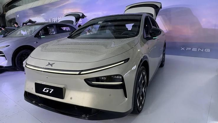 小鹏G7
