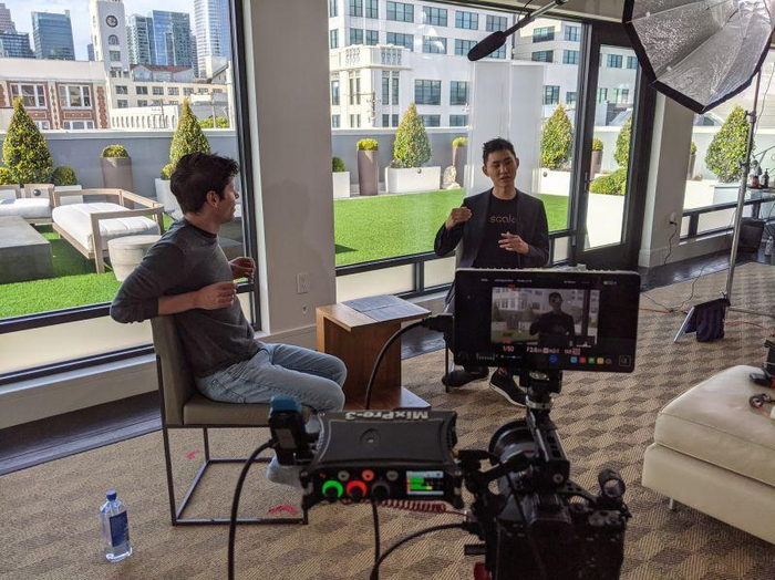 左为Sam Altman，右为 Alexandr  Wang 