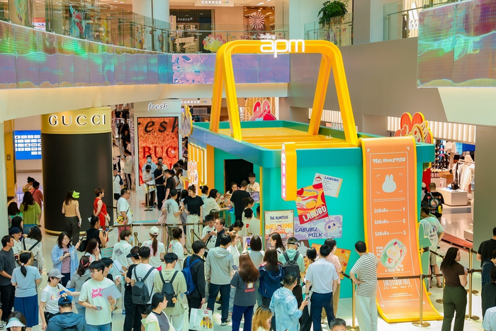 “THE MONSTERS怪味便利店系列主题展览”华北首展在北京apm开展，展览吸引了大批观众打卡。受访者供图