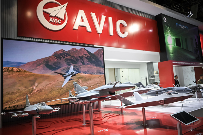 ▲巴黎航展上的中航工业展台 图据视觉中国