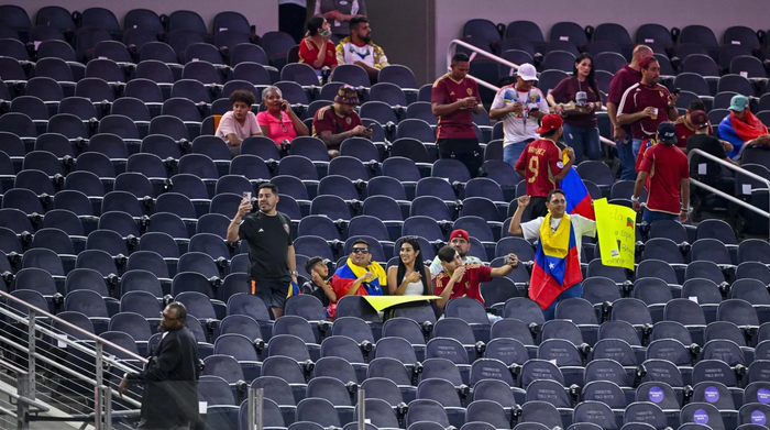 ▲看台上球迷数量较少