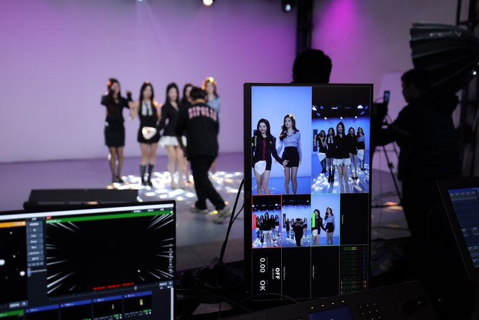 宝宝秀公司女团直播间设备投入近百万