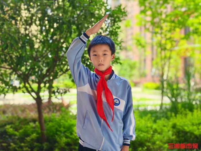 （救人少年陈建斌。受访者供图）